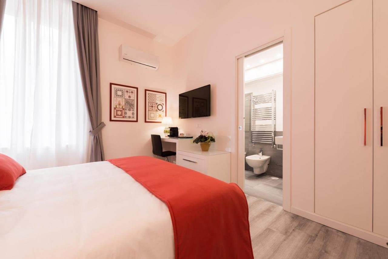 Napoliving Hotel Bagian luar foto