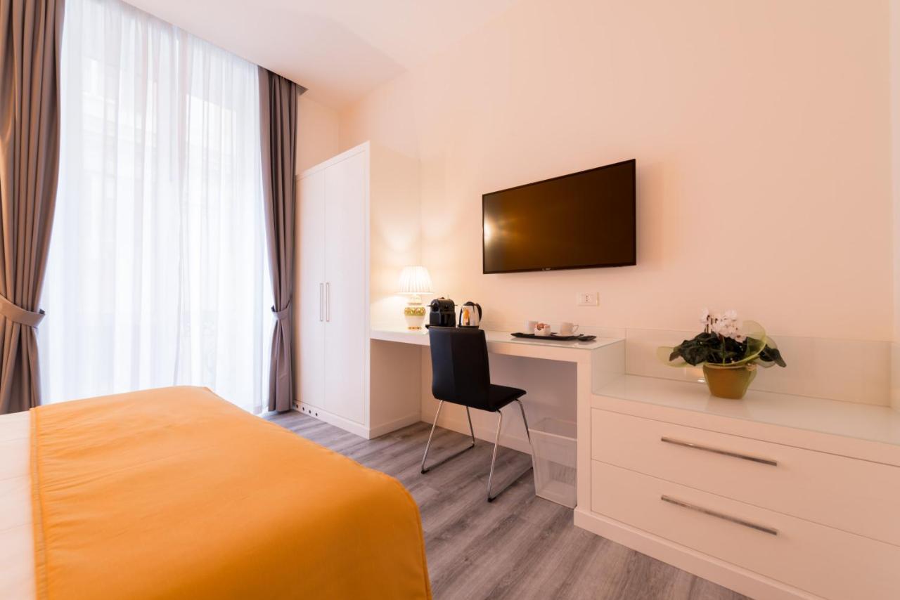 Napoliving Hotel Bagian luar foto