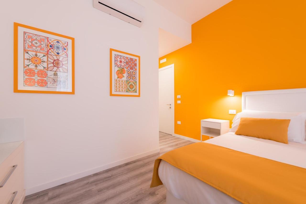 Napoliving Hotel Bagian luar foto