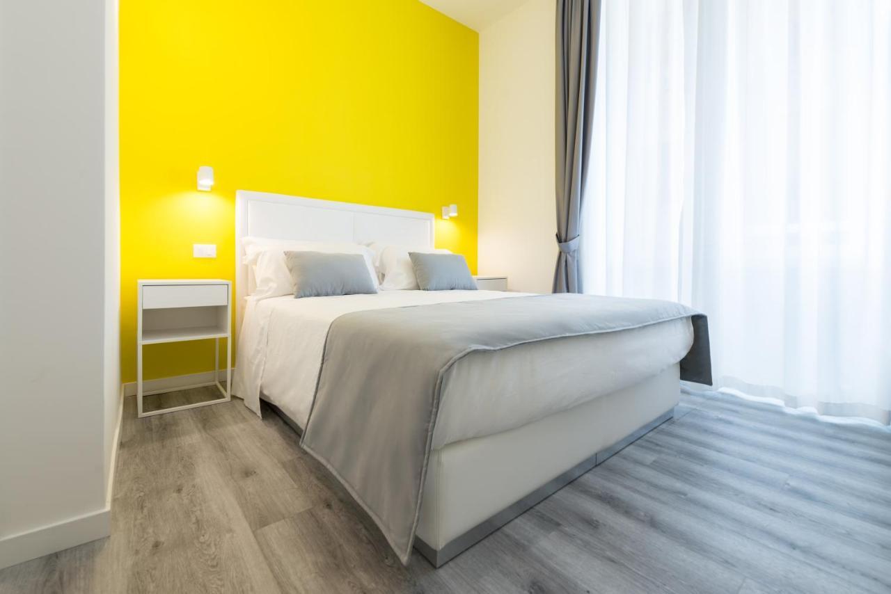 Napoliving Hotel Bagian luar foto