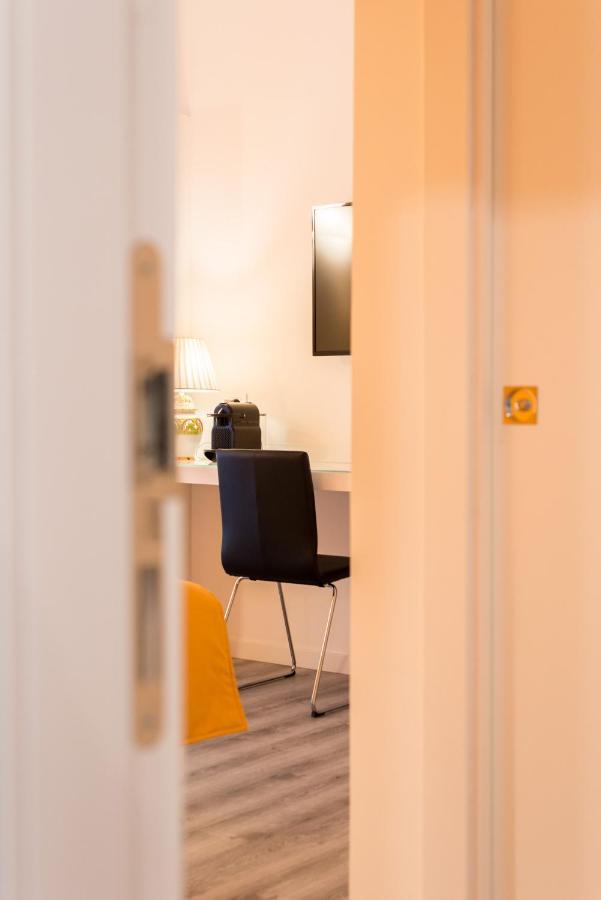 Napoliving Hotel Bagian luar foto